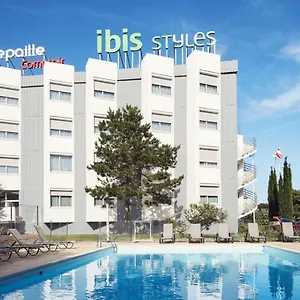 Hotel Ibis Styles Toulon Sur
